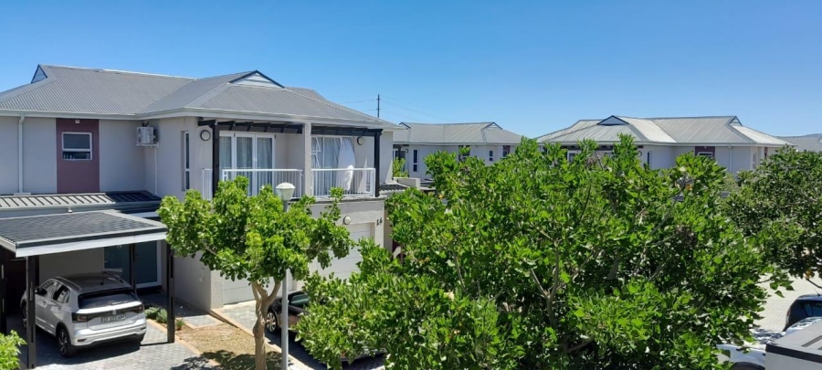 3 Bedroom Property for Sale in Buhrein Western Cape